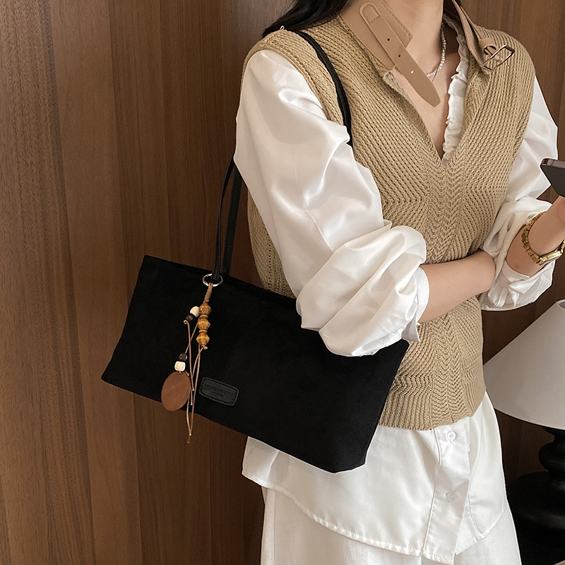 LEFTSIDE レトロスエードショルダートートバッグ 木製 - Luxury Bags Tote のレビューと価格